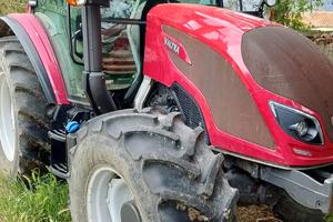 Trattore valtra