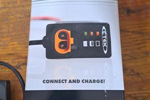 CTEK INDICATOR PANNEL

