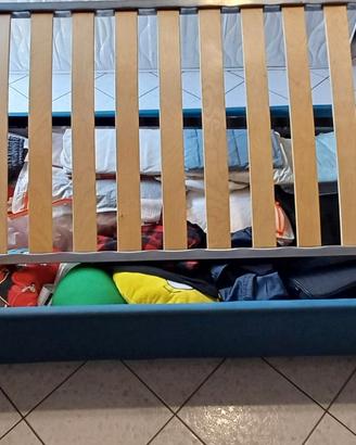 Letto sommier con contenitore