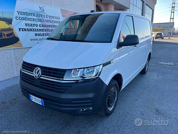 VOLKSWAGEN Transporter 2.0TDI 110 PC Furg. SOLO KM