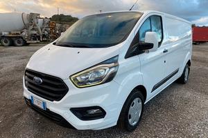 Ford CUSTOM Furgone di serie Passo Lungo