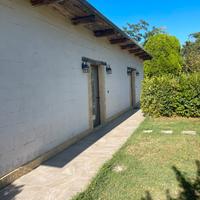 X ditte e azienda zona barccola con p. auto