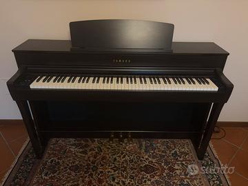Pianoforte Yamaha clavinova 745