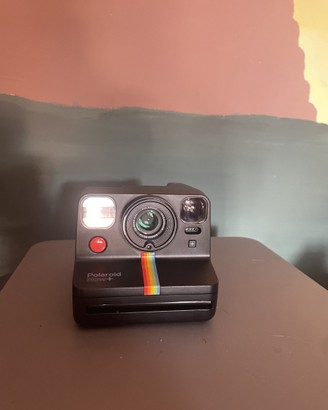 Polaroid Now Plus + accessori + 5 filtri obiettivo