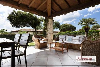 Villa di 150 m² con 4 locali a San Teodoro