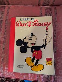 Libro L'Arte di Walt Disney  (Dorso danneggiato