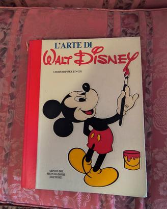 Libro L'Arte di Walt Disney  (Dorso danneggiato