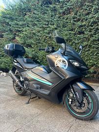 Tmax 560 impeccabile
