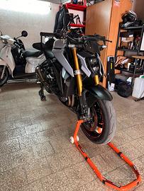 GSX-S 1000 Grigio Berlino 2022 - 3000 Accessori