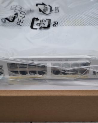 Switch Poe cisco 16 porte fan less, c1300-16p-4x