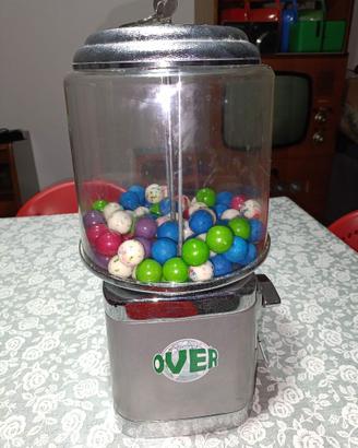 Distributore automatico vintage di chewing-gum