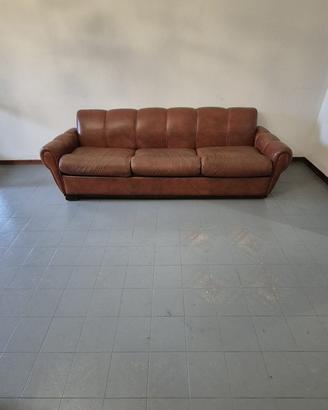 Divano letto in pelle