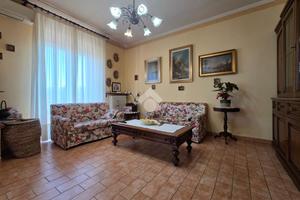 5 LOCALI A ORVIETO