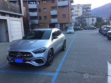 MERCEDES GLA 200 D 4 MATIC