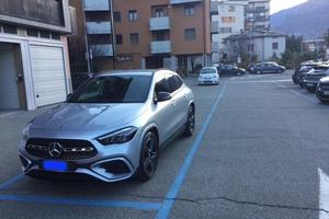 MERCEDES GLA 200 D 4 MATIC