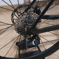 Bici da strada Trek Madone 2025