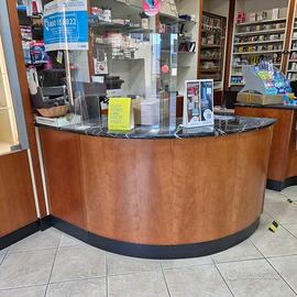 arredamento tabaccheria