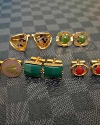 Disponibile gemelli per maniche camicie maschili.