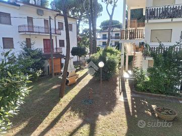 2 LOCALI A COMACCHIO