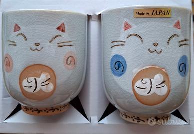 Coppia di tazze da tè in ceramica