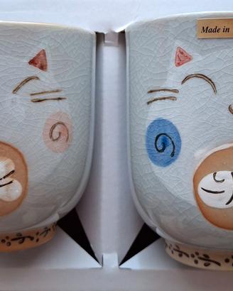 Coppia di tazze da tè in ceramica