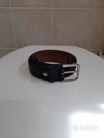 cintura nera in tartaruga