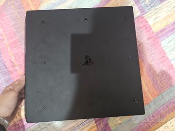 PlayStation 4 slim