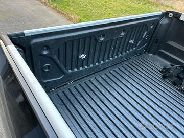Copricasso tonneau cover Mitsubiahi L200.