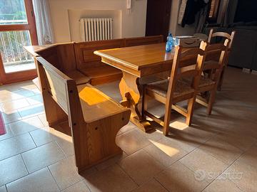 Mobili vintag in legno