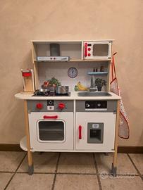 Cucina giocattolo