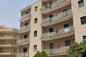 Stanza in studio professionale condiviso