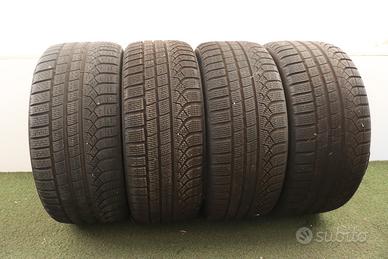 Gomme Pirelli PZero 245 40 20 275 35 20 inverno