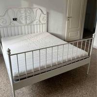 letto ikea Leirvik 160x200
