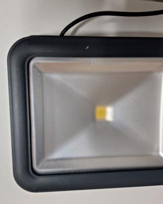Faretto LED 80W