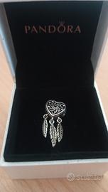 charm pandora 