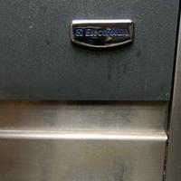 Produttore di ghiaccio cubetto pieno