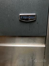 Produttore di ghiaccio cubetto pieno