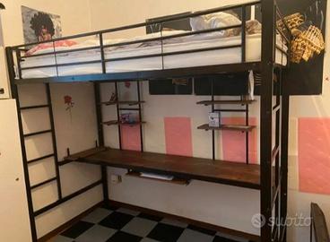Letto soppalco con scrivania