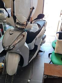 Honda Anno 2017 300 cilindrata e 70 mila kilometri