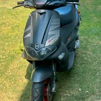 Scooter Gilera Runner