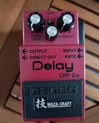 Boss DM 2 waza analog delay
