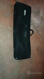 custodia in nylon  imbottita e impermeabile 