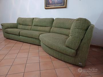 Divano angolare poltronesofà