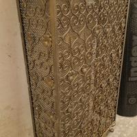 copritermosifone vintage in ferro battuto