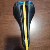 Sella Selle Italia SLR Superflow. 