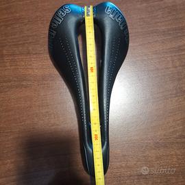 Sella Selle Italia SLR Superflow. 