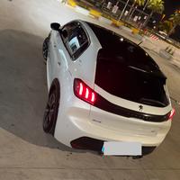 Peugeot 208 gt