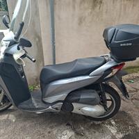 Honda SH 300 Perfetto 
