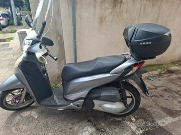 Honda SH 300 Perfetto 