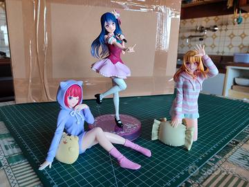 Trittico formato da 3 figure OSHI NO KO